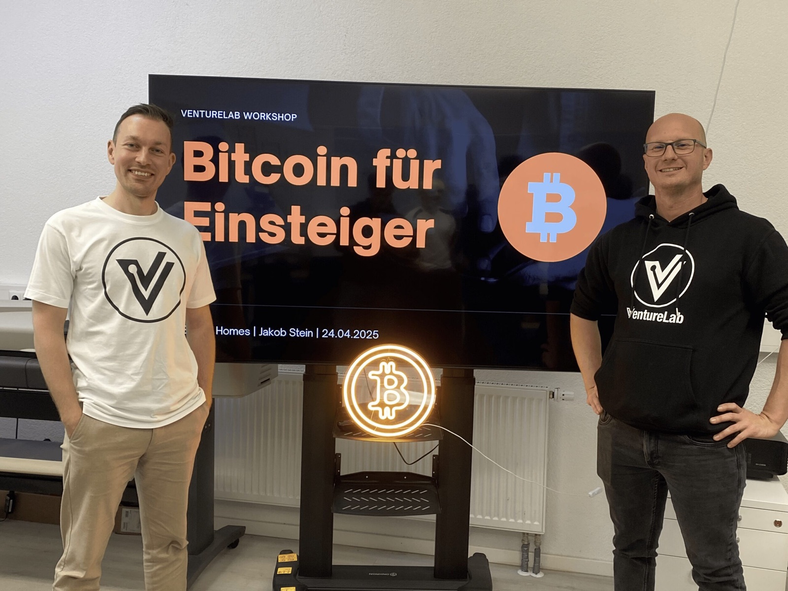 Stefan Homes und Jakob Stein beim Workshop „Bitcoin für Einsteiger“